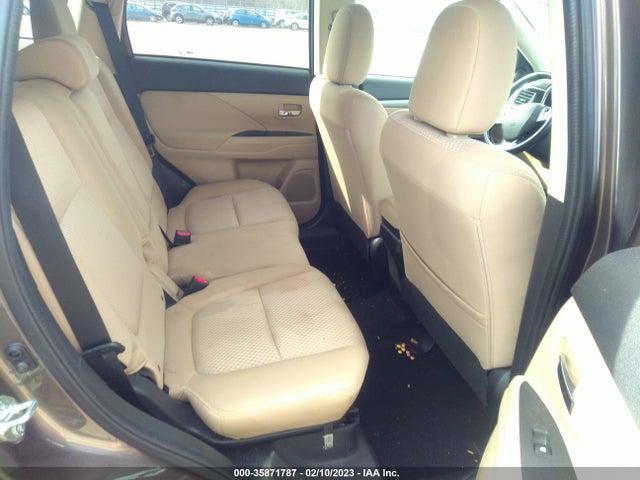 JA4AD3A32GZ016428 Mitsubishi Outlander Se/sel