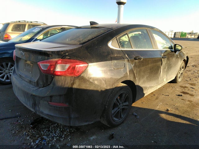 Chevrolet CRUZE LT 2018 1G1BE5SM2J7240465 Image 4