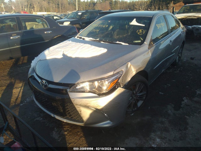 35871994 :رقم المزاد ، 4T1BF1FK0HU409170 vin ، 2017 Toyota Camry Se مزاد بيع