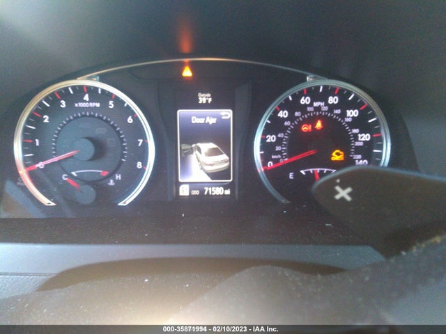 35871994 :رقم المزاد ، 4T1BF1FK0HU409170 vin ، 2017 Toyota Camry Se مزاد بيع