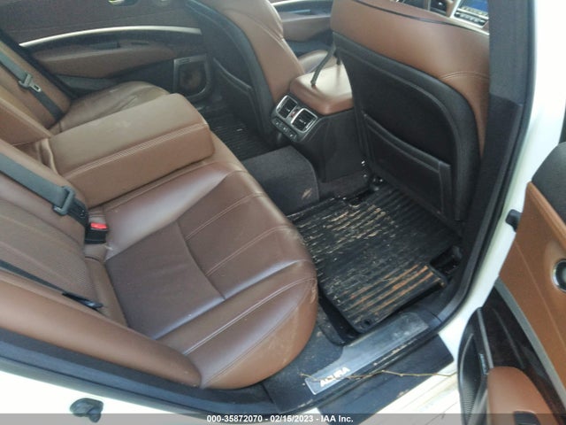 2019 Acura RLX, VIN: JH4KC2F96KC000053