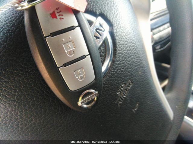 5N1AT2MV9EC820673 Nissan ROGUE SV