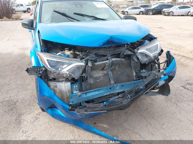 Toyota RAV4 LE 2017 JTMZFREV5HJ716266 Image 6
