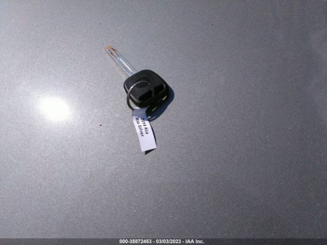 KNADM4A32E6396407 KIA RIO LX