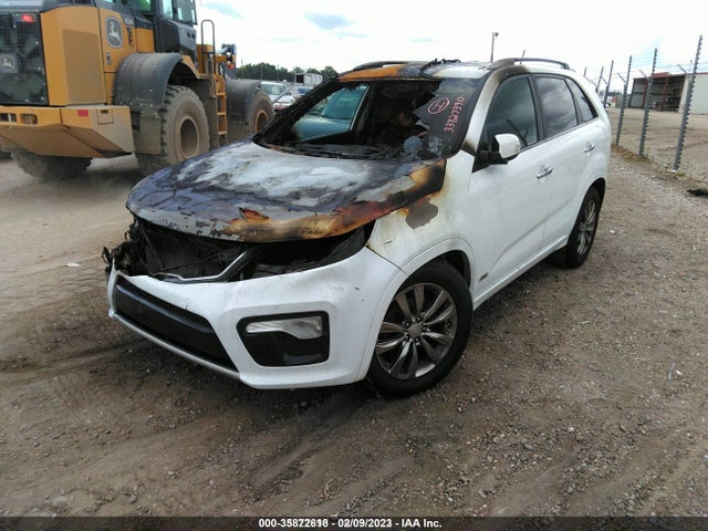 2011 KIA SORENTO SX VIN: 5XYKWDA22BG120345