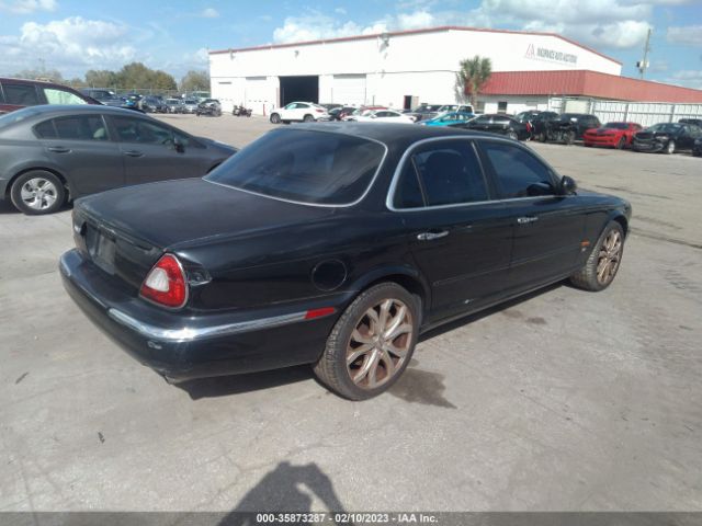 SAJEA73B64TG06095 Jaguar XJ