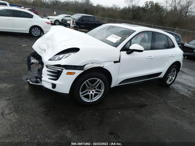2018 PORSCHE MACAN WP1AA2A51JLB10593 Photo 1