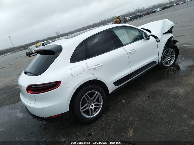 2018 PORSCHE MACAN WP1AA2A51JLB10593 Photo 3