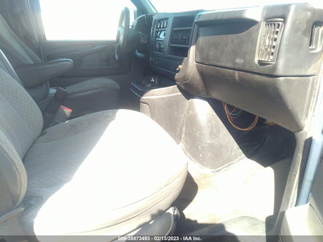2008 CHEVROLET EXPRESS PASSENGER VIN: 1GAHG39K181108596