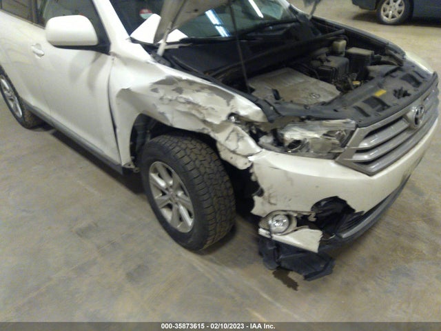 Toyota Highlander 2012 5TDBK3EH6CS115061 Image 6