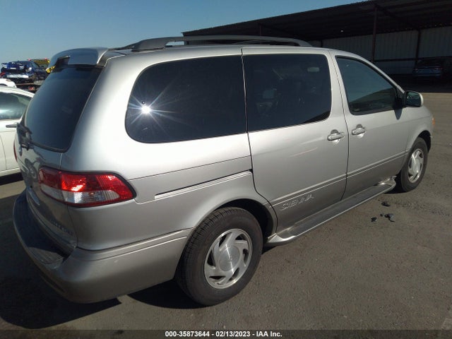 2002 TOYOTA SIENNA LE/XLE VIN: 4T3ZF13C52U428792