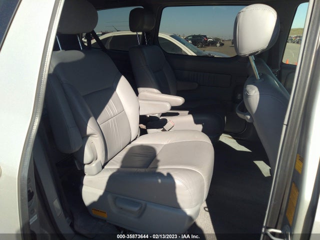 2002 TOYOTA SIENNA LE/XLE VIN: 4T3ZF13C52U428792