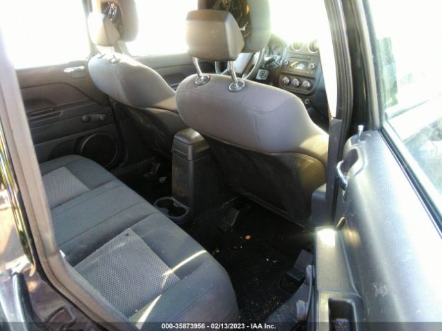 1J4NF4FB4AD504530 Jeep Compass Sport