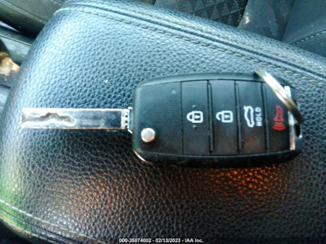 3KPA24ABXJE048166 KIA RIO S