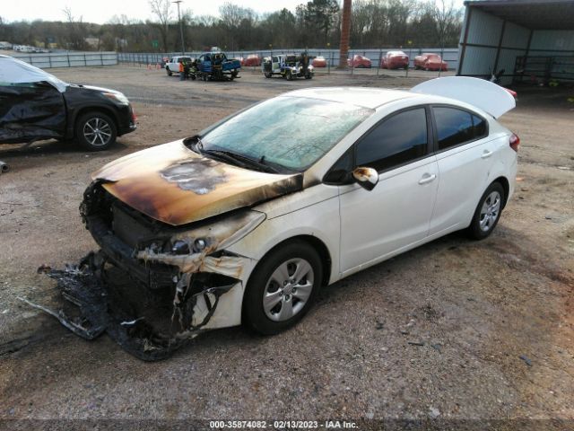 3KPFK4A71HE090964 KIA FORTE LX