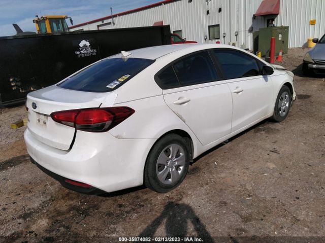 3KPFK4A71HE090964 KIA FORTE LX