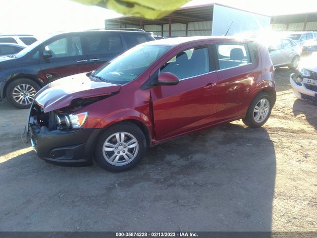 Chevrolet SONIC LT 2014 1G1JC6SH3E4162070 Image 2