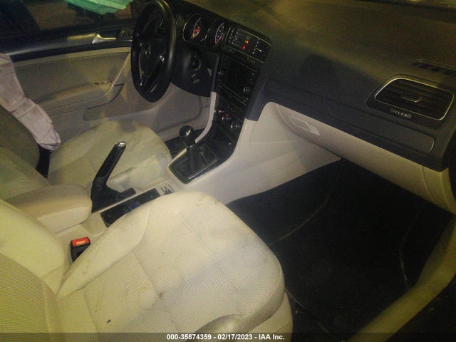 2018 Volkswagen Golf, VIN: 3VW717AU9JM759599