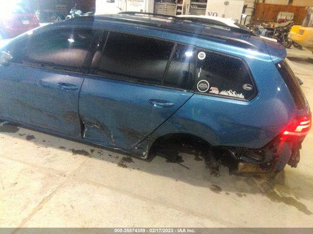 2018 Volkswagen Golf, VIN: 3VW717AU9JM759599