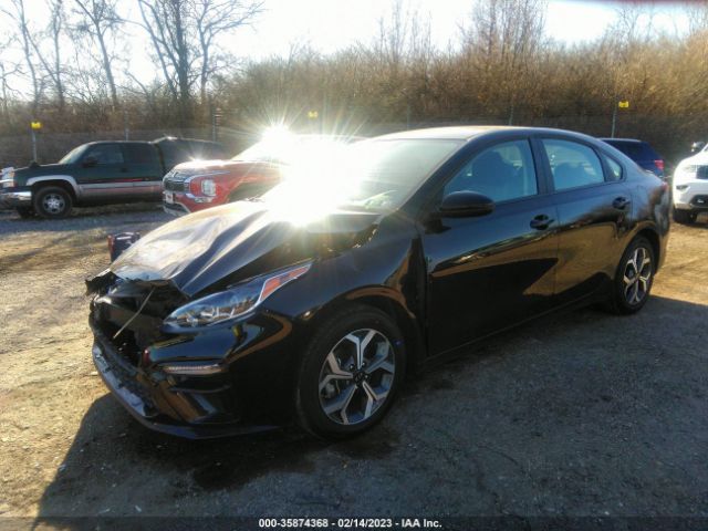 3KPF24AD3ME388674 KIA Forte Lxs
