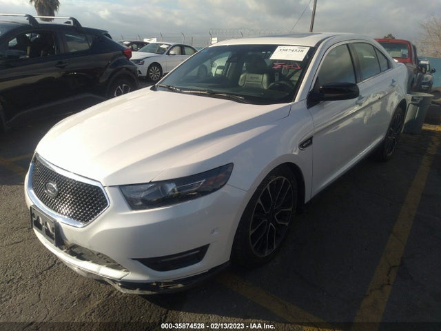 2018 Ford Taurus, VIN: 1FAHP2KT0JG135835