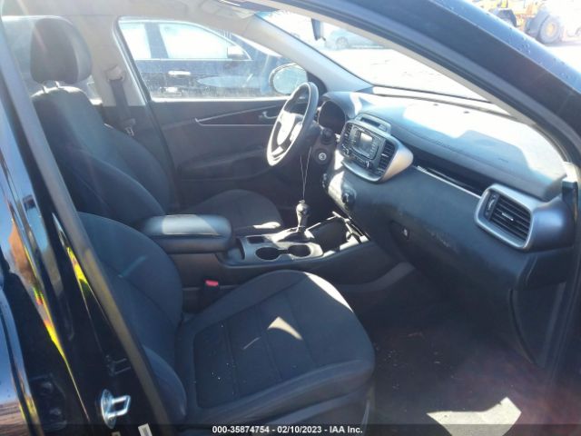 5XYPGDA57GG002070 KIA SORENTO LX