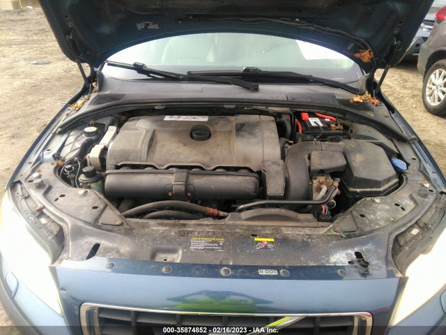 YV4BZ982181015697 Volvo XC70