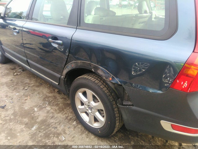 YV4BZ982181015697 Volvo XC70