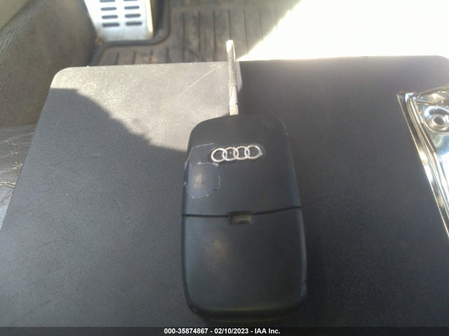 TRUUT28N711006089 Audi TT