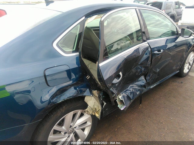 1VWBA7A30JC022469 Volkswagen Passat 2.0t Se