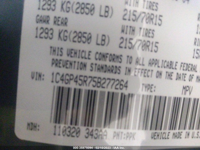 1C4GP45R75B277264 Chrysler Town & Country