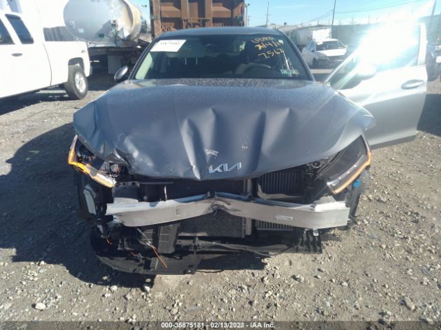 5XXG14J2XNG117562 KIA K5 LXS