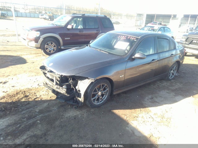 BMW 3 Series 328i 2008 WBAVA37588NL58819 Image 2