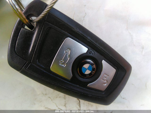 BMW 3 Series 328i 2013 WBA3C1C53DF441655 Image 3