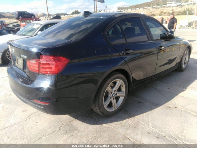 BMW 3 Series 328i 2013 WBA3C1C53DF441655 Image 5