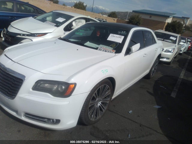 Chrysler 300 300s 2013 2C3CCABG5DH581053 Image 2