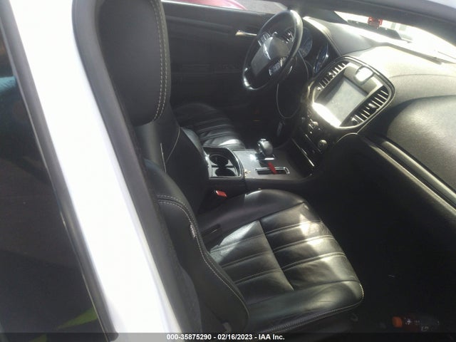 Chrysler 300 300s 2013 2C3CCABG5DH581053 Image 6