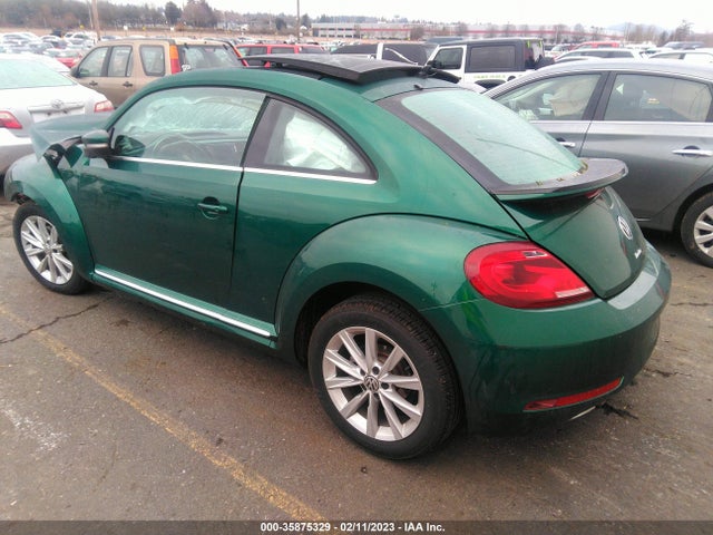 3VWJD7AT6JM713930 Volkswagen Beetle Se