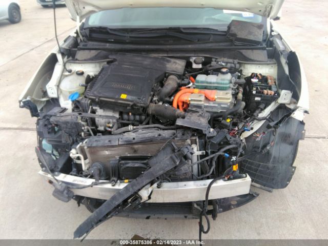 KNDCC3LC9K5276033 KIA NIRO EX