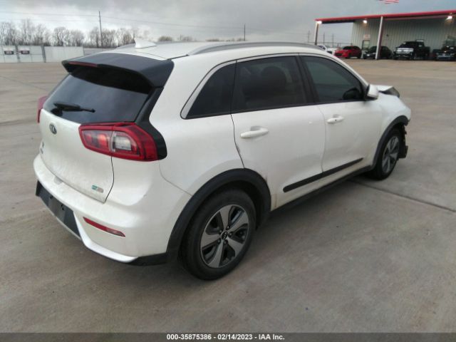 KNDCC3LC9K5276033 KIA NIRO EX