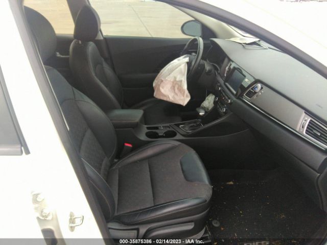 KNDCC3LC9K5276033 KIA NIRO EX