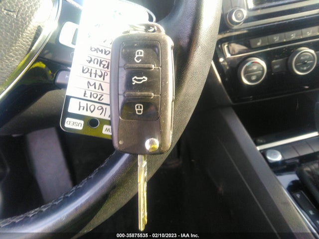 3VWL17AJ2HM256673 Volkswagen Jetta 1.8t Sel