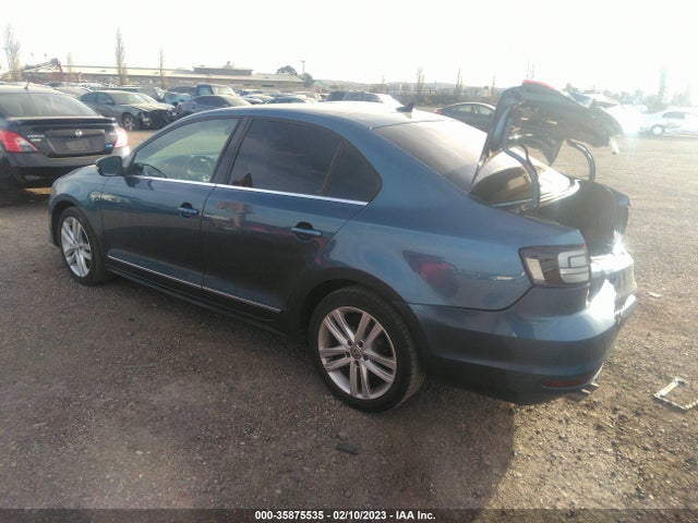 3VWL17AJ2HM256673 Volkswagen Jetta 1.8t Sel