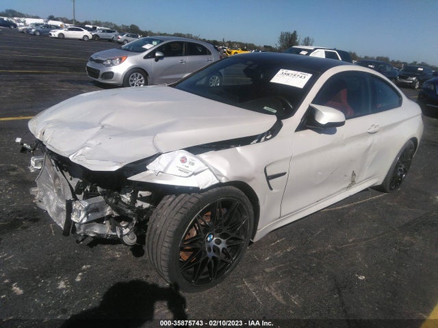 BMW M4 2018 WBS4Y9C55JAA85933 Image 2