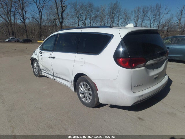 Chrysler Pacifica Touring L 2018 2C4RC1BG7JR317697 Image 3