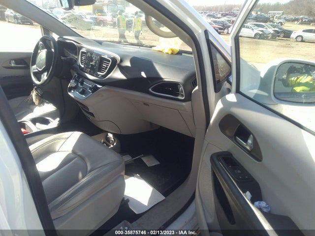 Chrysler Pacifica Touring L 2018 2C4RC1BG7JR317697 Image 5