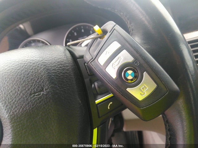 BMW 5 Series 528i 2011 WBAFR1C52BC739561 Image 11