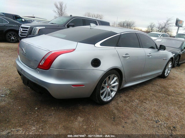 SAJWA1C79G8V98947 Jaguar XJ