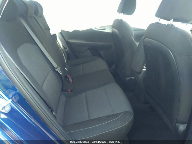 3KPF24AD2NE496883 KIA Forte Lxs