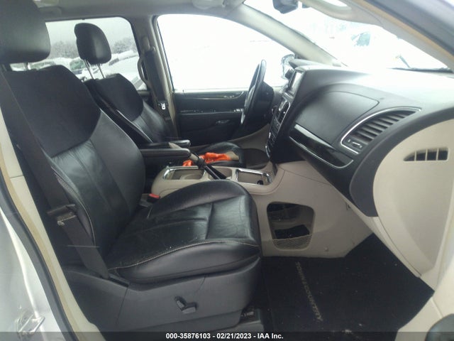 2A4RR6DG6BR800506 Chrysler Town & Country Limited